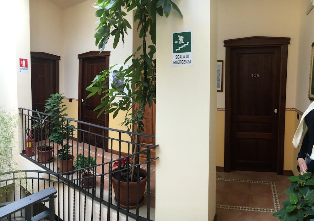 Hotel Il Barocco Ragusa Buitenkant foto