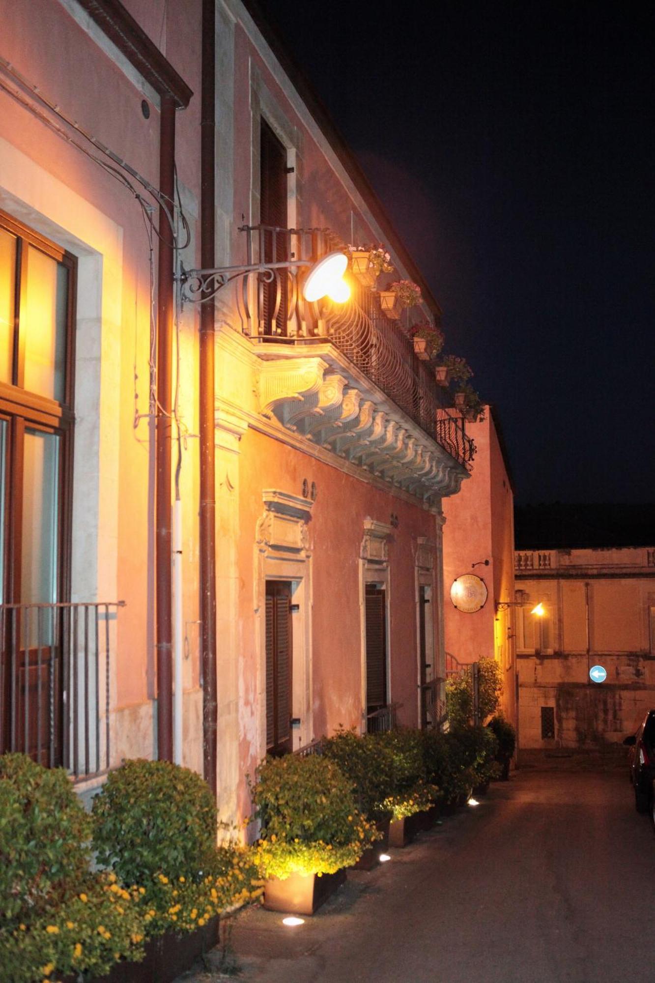 Hotel Il Barocco Ragusa Buitenkant foto